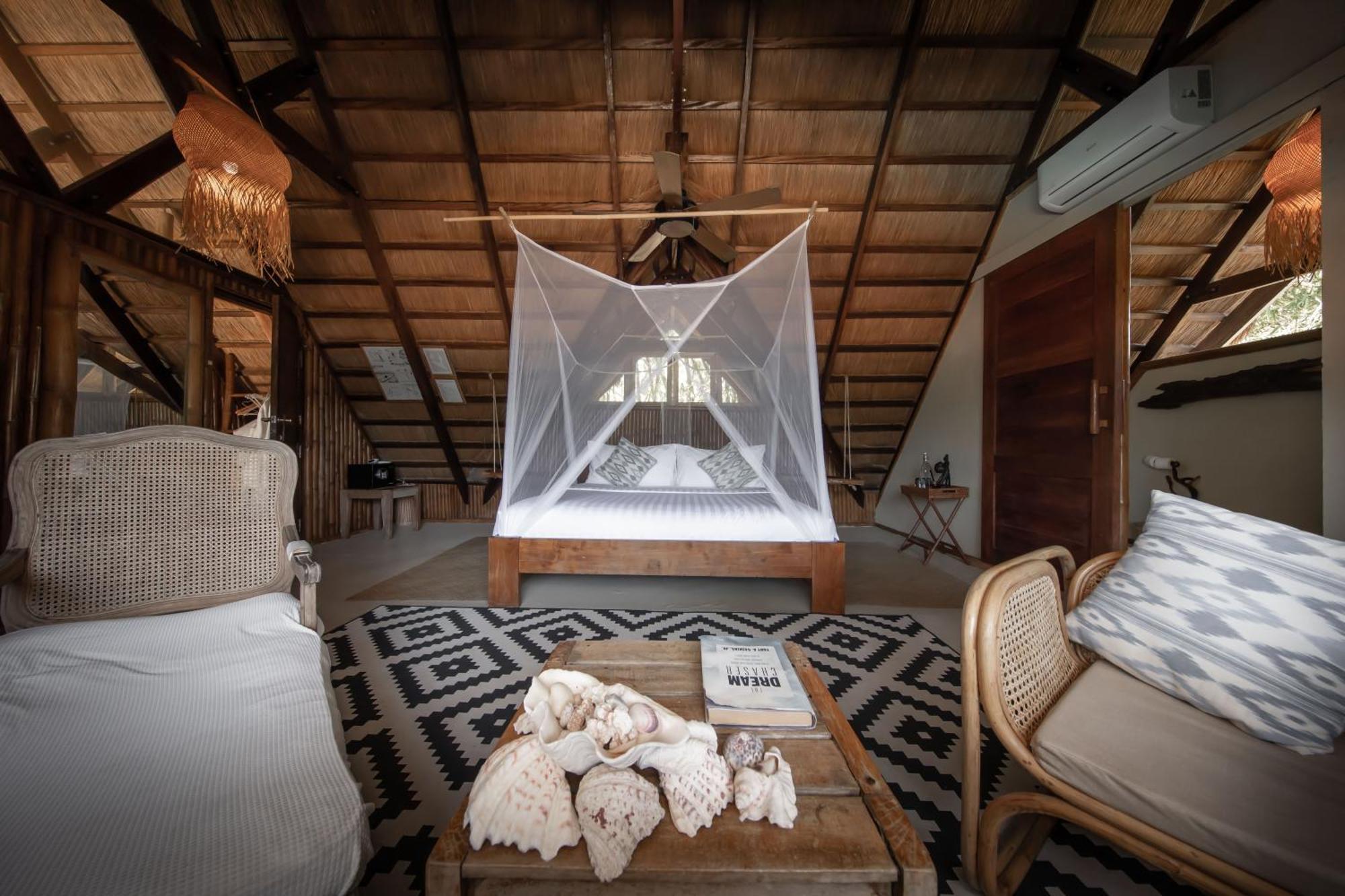 The Beach House Ocam Ocam Бусуанга Екстериор снимка