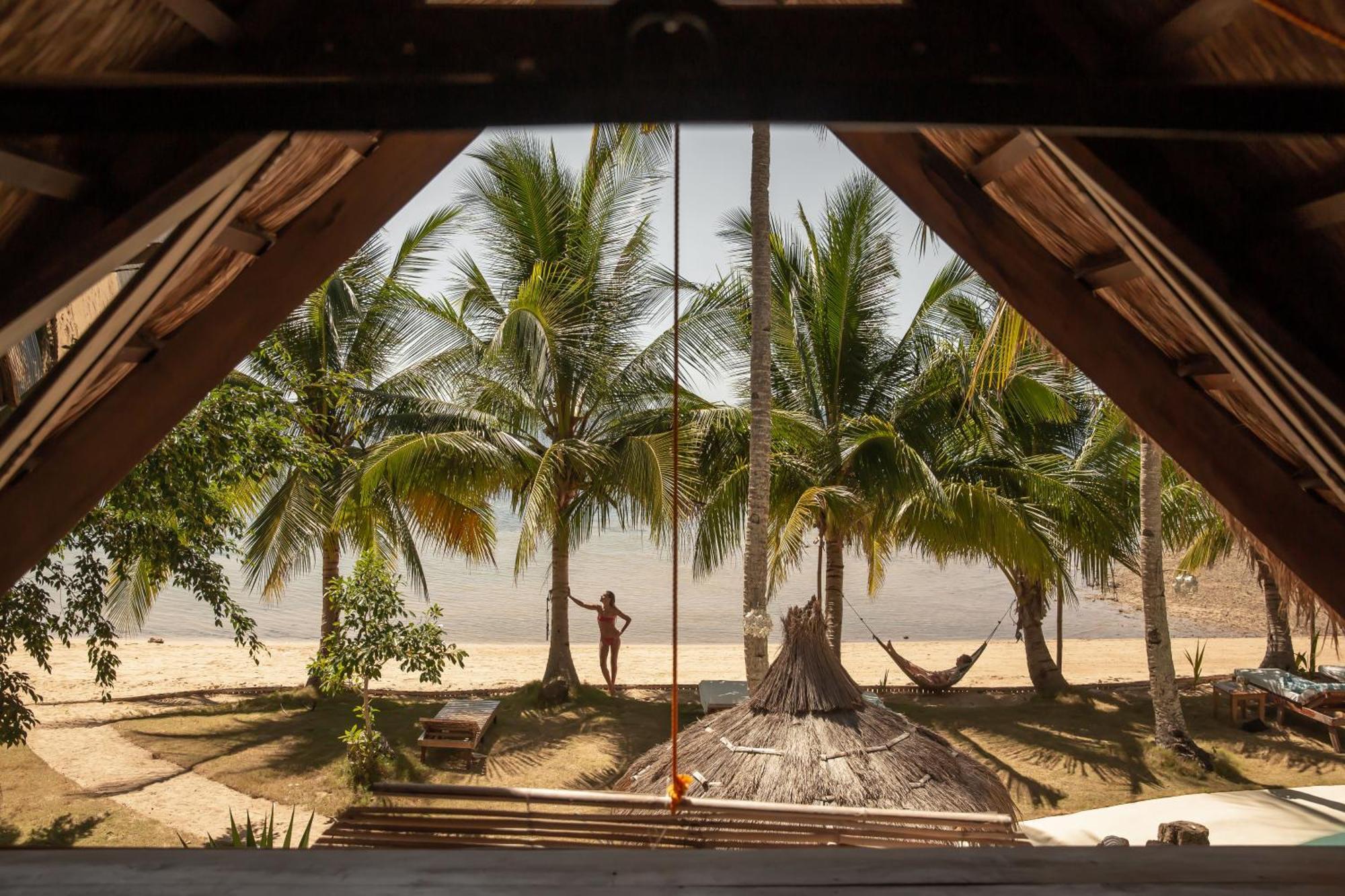 The Beach House Ocam Ocam Бусуанга Екстериор снимка